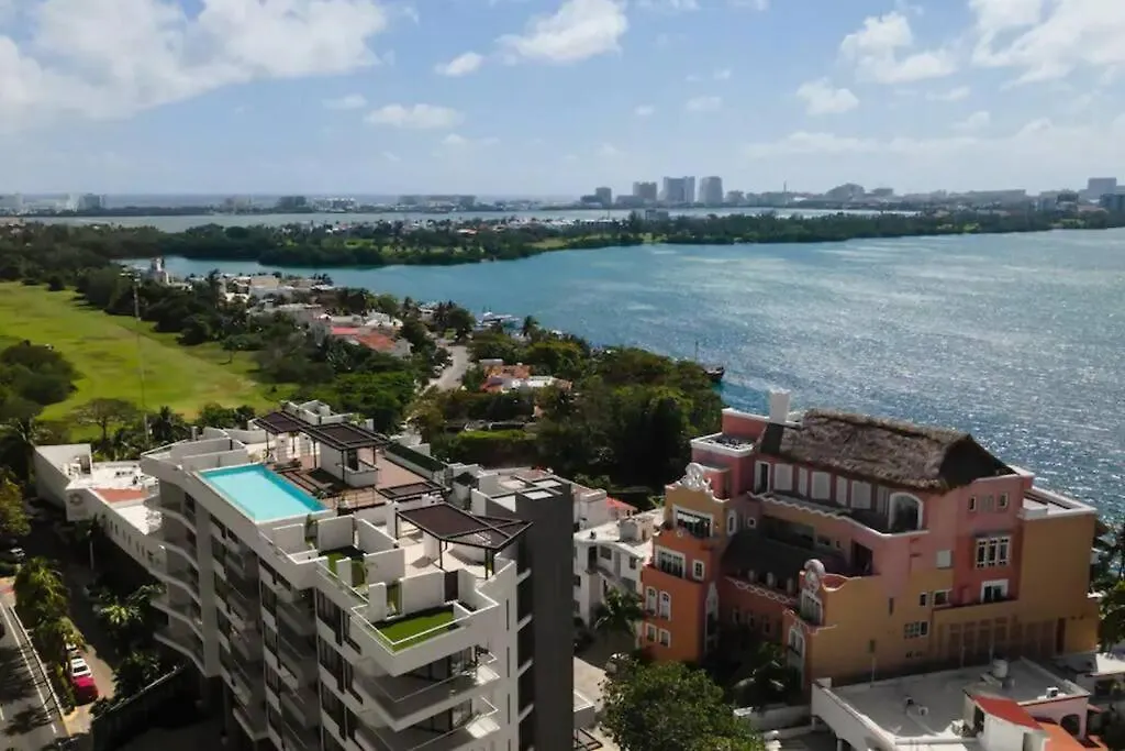 Apartment Beautiful Room Well Located In The Hotel Zone Of Cancun Mexico